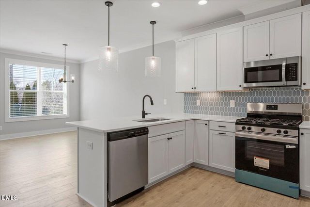 2294 Apex Peakway, Apex, NC 27502