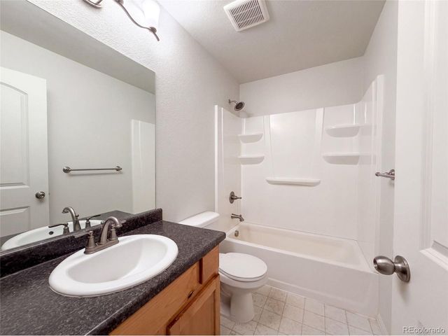 1542 Water Vista Ln, Windsor, CO 80550