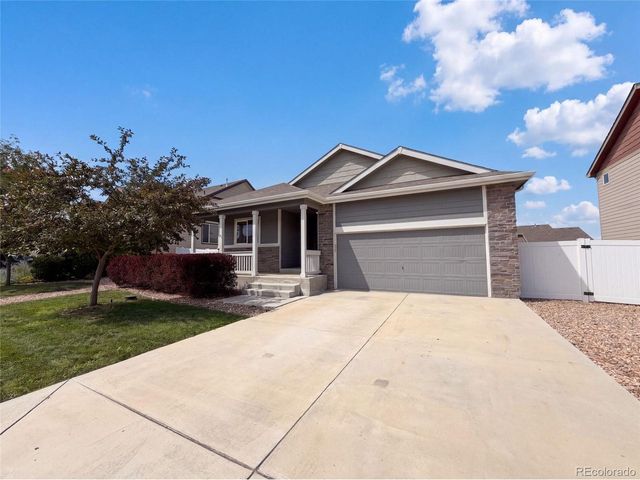 1542 Water Vista Ln, Windsor, CO 80550