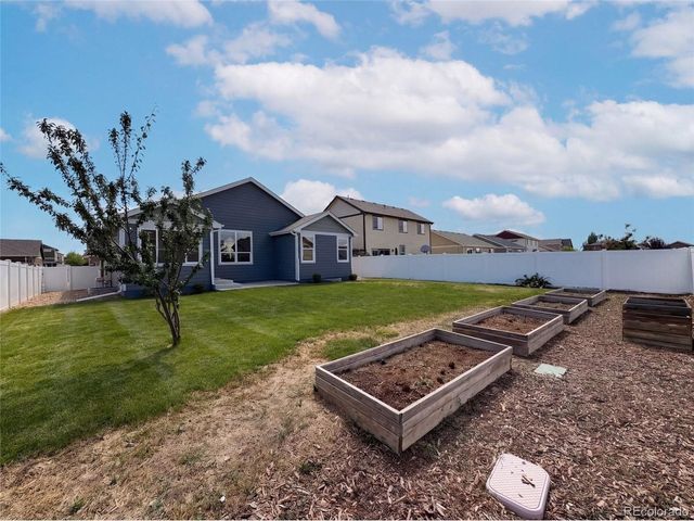 1542 Water Vista Ln, Windsor, CO 80550