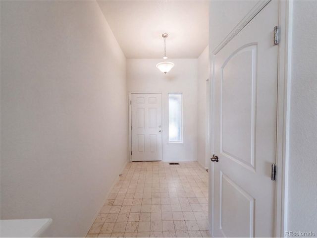 1542 Water Vista Ln, Windsor, CO 80550