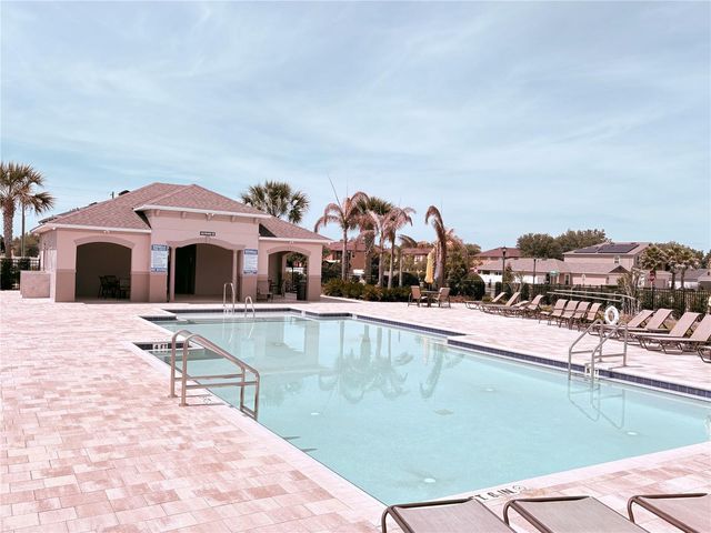 1084 PAPAYA CIRCLE, Davenport, FL 33897