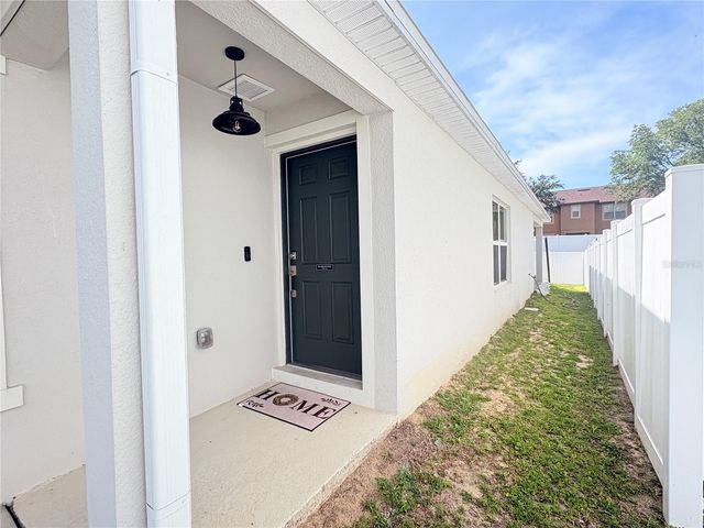1084 PAPAYA CIRCLE, Davenport, FL 33897