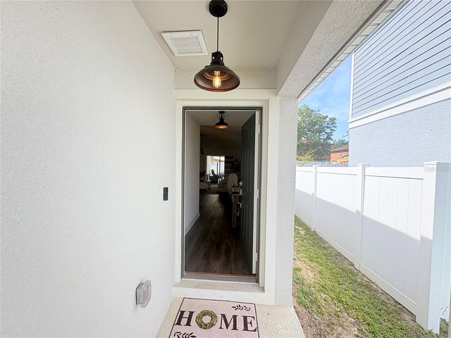 1084 PAPAYA CIRCLE, Davenport, FL 33897