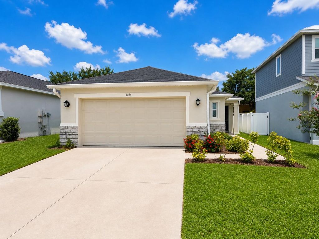 1084 PAPAYA CIRCLE, Davenport, FL 33897