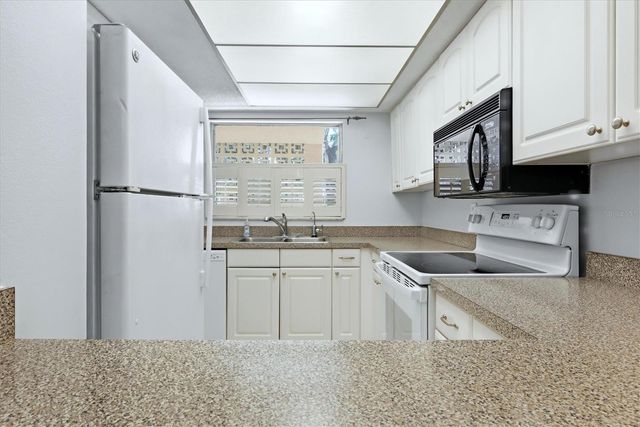 2280 STICKNEY POINT RD 410, Sarasota, FL 34231