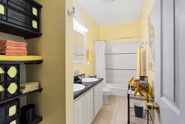 3512 W Leland Avenue 1, Chicago, IL 60625