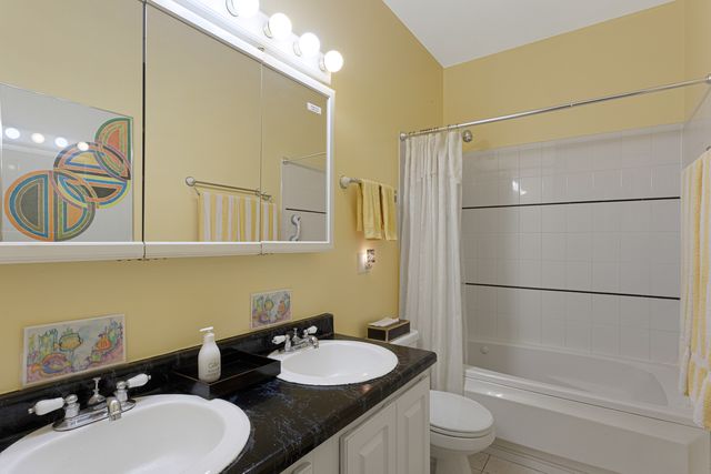 3512 W Leland Avenue 1, Chicago, IL 60625