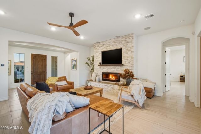 11053 S SANTA MARGARITA Drive, Goodyear, AZ 85338