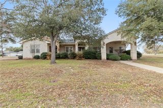 900 North Randolph Avenue, Bryan, TX 77803