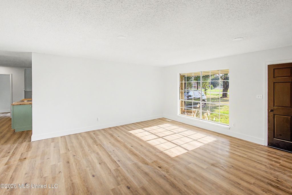 713 West Street, Coldwater, MS 38618 — photo 4