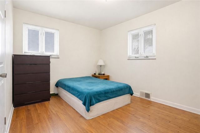 2129 Admiral, Aliquippa, PA 15001