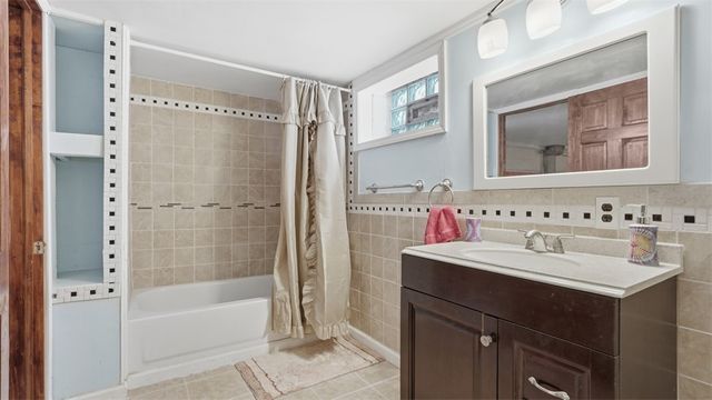 2129 Admiral, Aliquippa, PA 15001