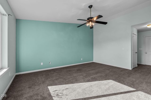 444 SW 28th Street, Redmond, OR 97756