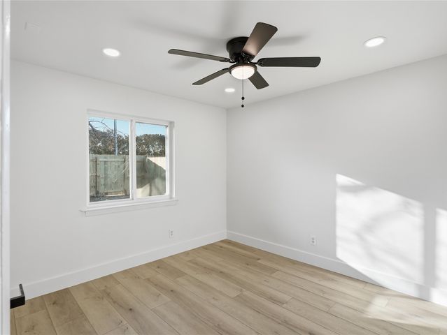 1721 R Avenue, Plano, TX 75074