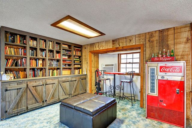 23394 Lawrence 1096, Monett, MO 65708