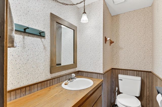 23394 Lawrence 1096, Monett, MO 65708