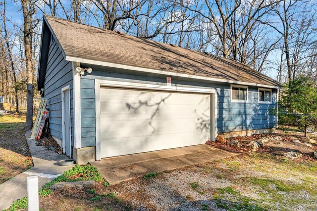 23394 Lawrence 1096, Monett, MO 65708