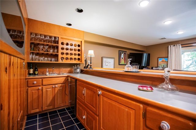 8652 Apple Park Park, Rogers, AR 72756