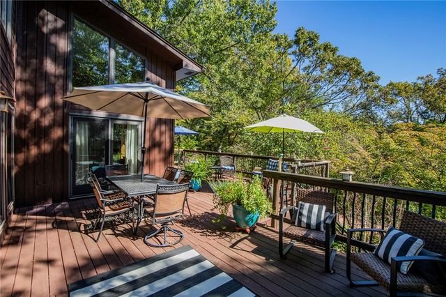 8652 Apple Park Park, Rogers, AR 72756