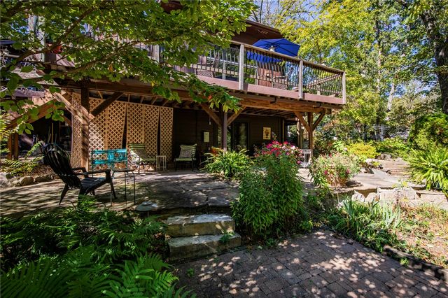 8652 Apple Park Park, Rogers, AR 72756