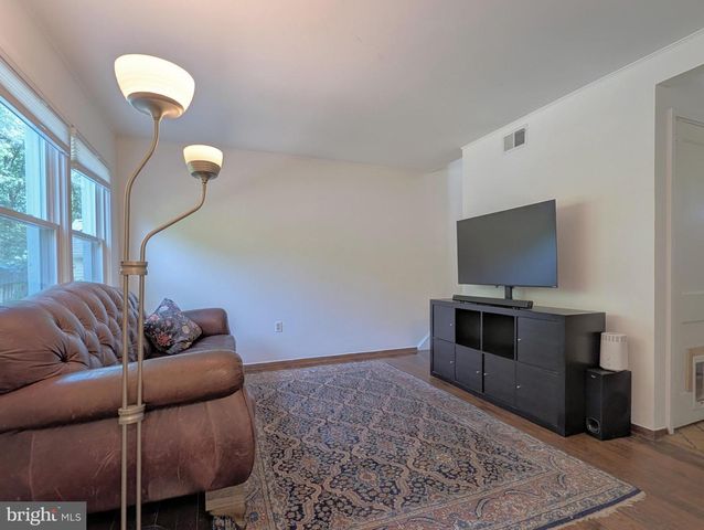 34-B RIDGE RD, Greenbelt, MD 20770