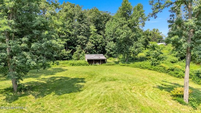 16 Browns Lane, Atlantic Highlands, NJ 07716