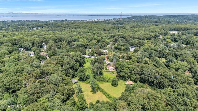 16 Browns Lane, Atlantic Highlands, NJ 07716