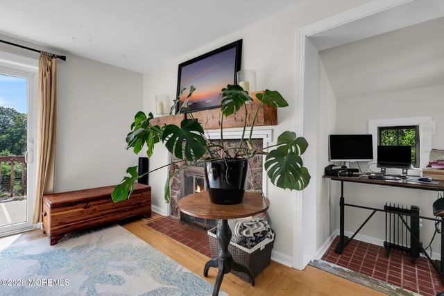 16 Browns Lane, Atlantic Highlands, NJ 07716