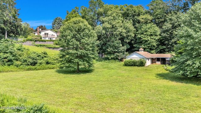 16 Browns Lane, Atlantic Highlands, NJ 07716