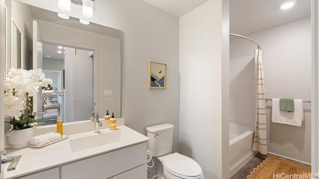 91-4099 Hikuono Street 1220, Kapolei, HI 96707