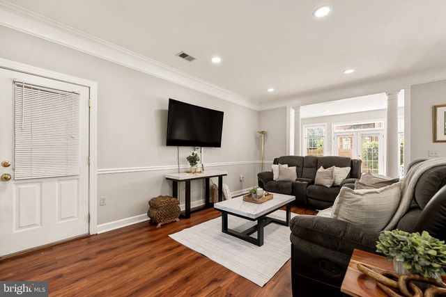 6612 QUANDER RD, Alexandria, VA 22307