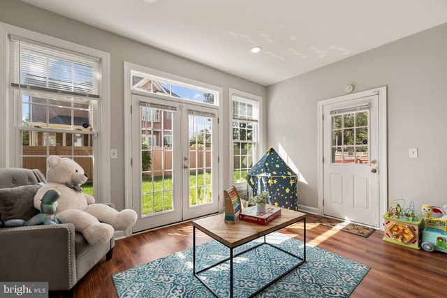 6612 QUANDER RD, Alexandria, VA 22307