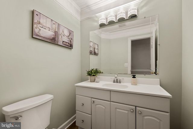 6612 QUANDER RD, Alexandria, VA 22307