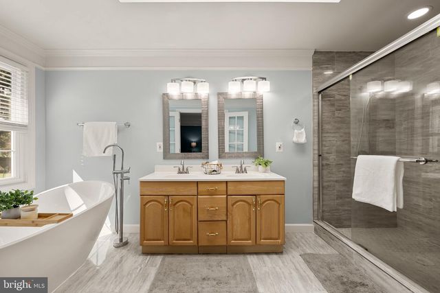 6612 QUANDER RD, Alexandria, VA 22307