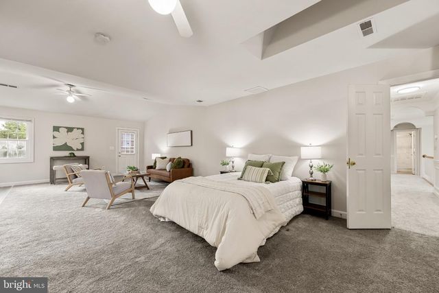 6612 QUANDER RD, Alexandria, VA 22307