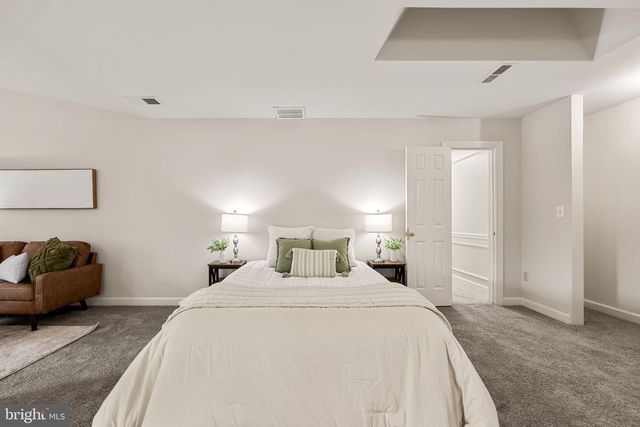 6612 QUANDER RD, Alexandria, VA 22307