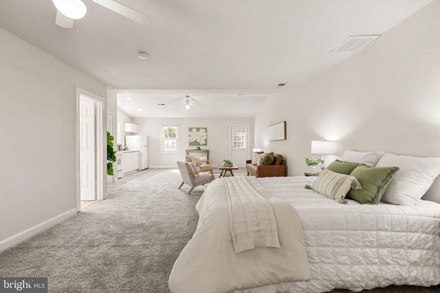 6612 QUANDER RD, Alexandria, VA 22307