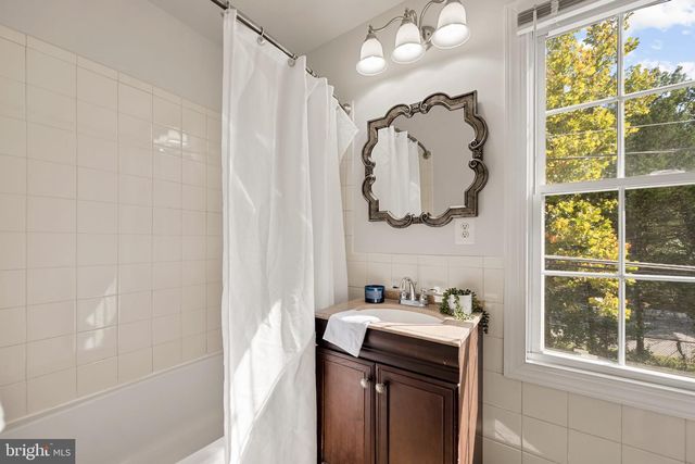 6612 QUANDER RD, Alexandria, VA 22307