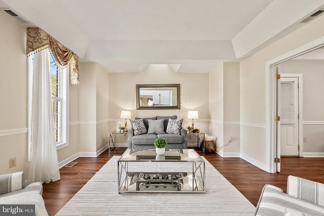 6612 QUANDER RD, Alexandria, VA 22307