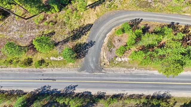 6XXX E Elk Chattaroy Rd, Chattaroy, WA 99003