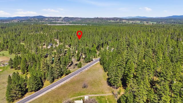 6XXX E Elk Chattaroy Rd, Chattaroy, WA 99003