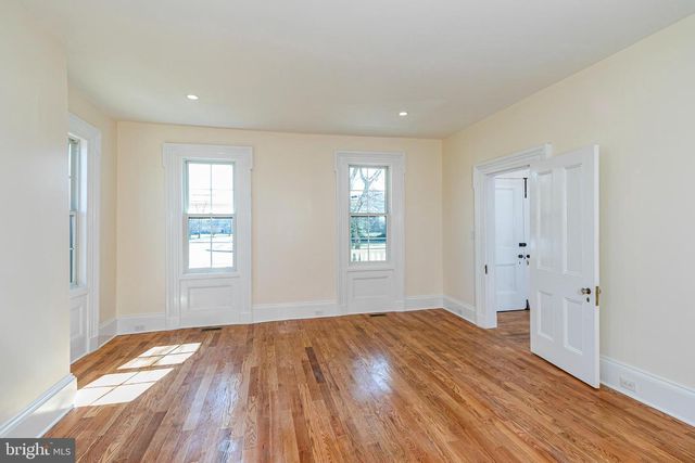 784 RIDGE ROAD, Monmouth Junction, NJ 08852