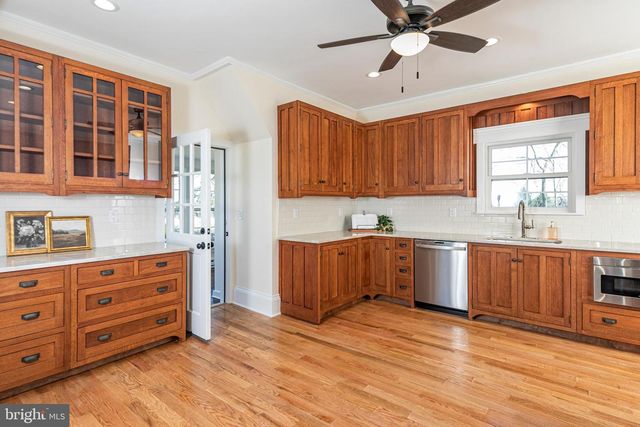 784 RIDGE ROAD, Monmouth Junction, NJ 08852