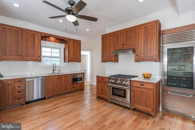 784 RIDGE ROAD, Monmouth Junction, NJ 08852