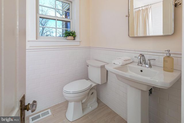 784 RIDGE ROAD, Monmouth Junction, NJ 08852