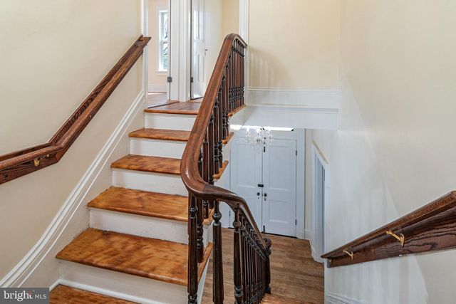 784 RIDGE ROAD, Monmouth Junction, NJ 08852