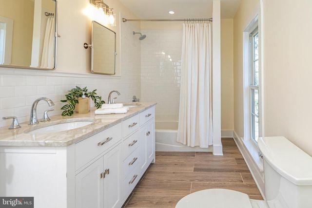 784 RIDGE ROAD, Monmouth Junction, NJ 08852