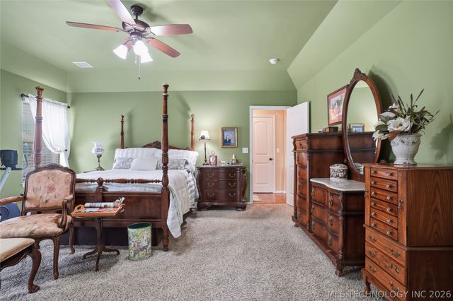 9306 E 91st Street N, Owasso, OK 74055