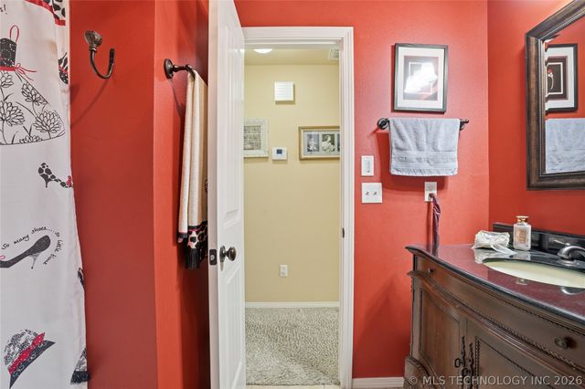 9306 E 91st Street N, Owasso, OK 74055